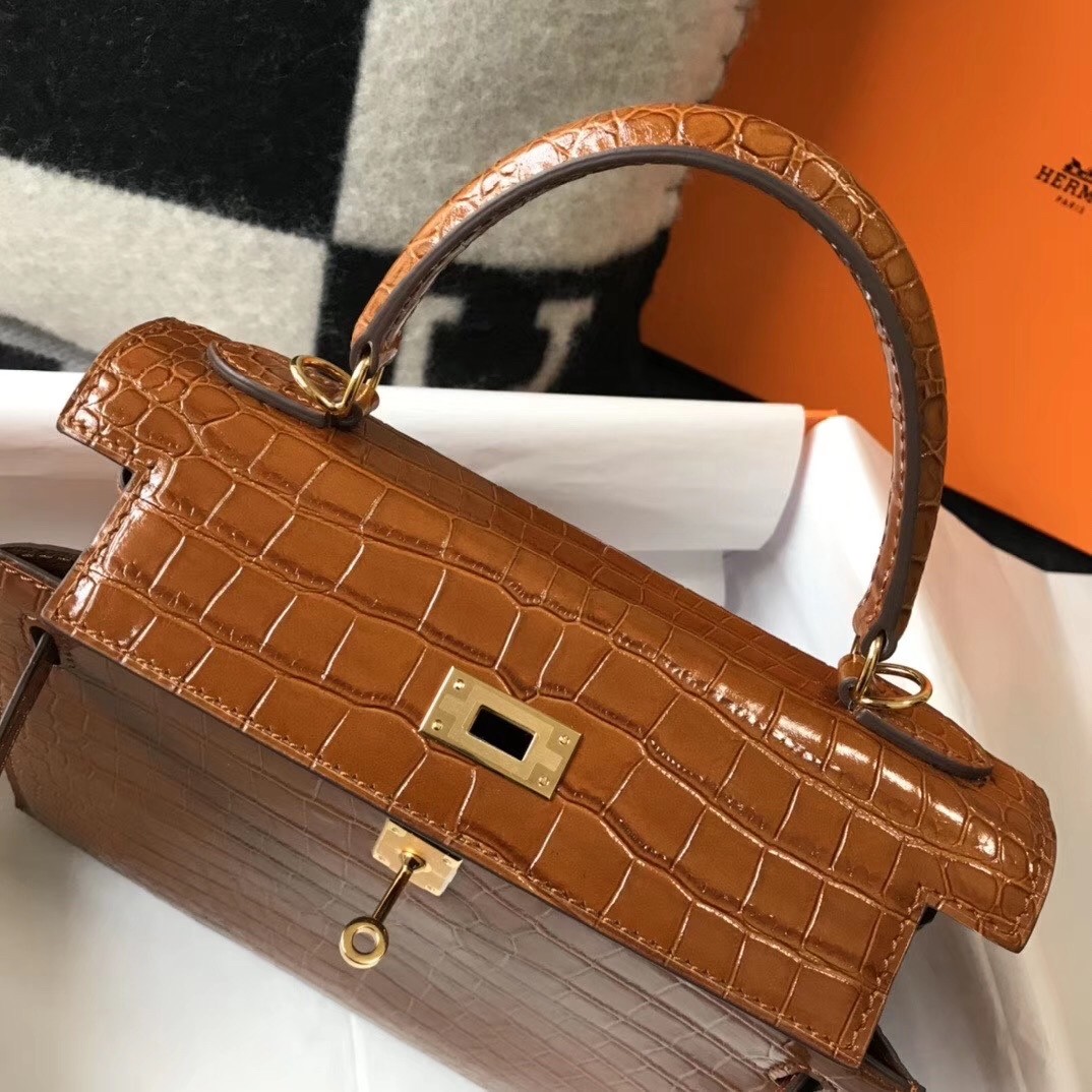 Hermes Kelly 28cm Bag In Brown Embossed Crocodile GHW