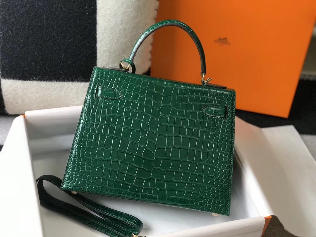 Hermes Kelly 28cm Bag In Green Embossed Crocodile GHW