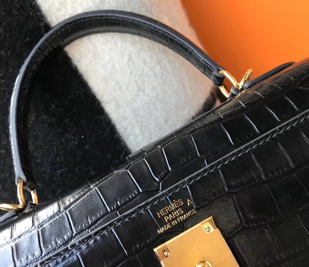 Hermes Kelly 28cm Bag In Black Embossed Crocodile GHW