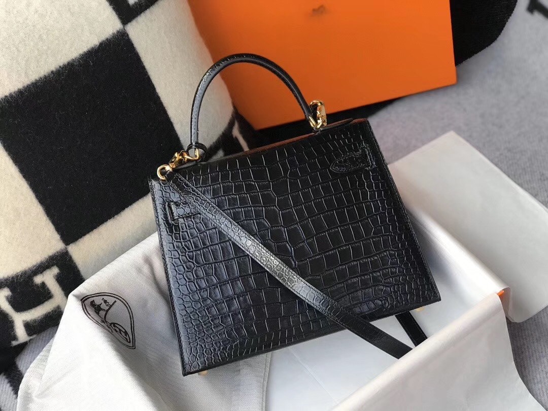 Hermes Kelly 25cm Bag In Black Embossed Crocodile