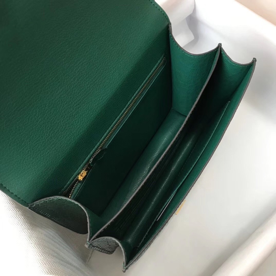 Hermes Constance 24cm Bag In Green Embossed Crocodile