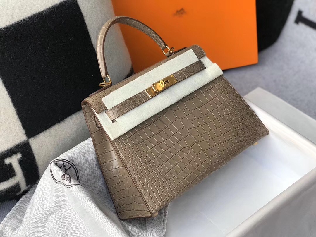 Hermes Kelly 28cm Bag In Taupe Embossed Crocodile GHW