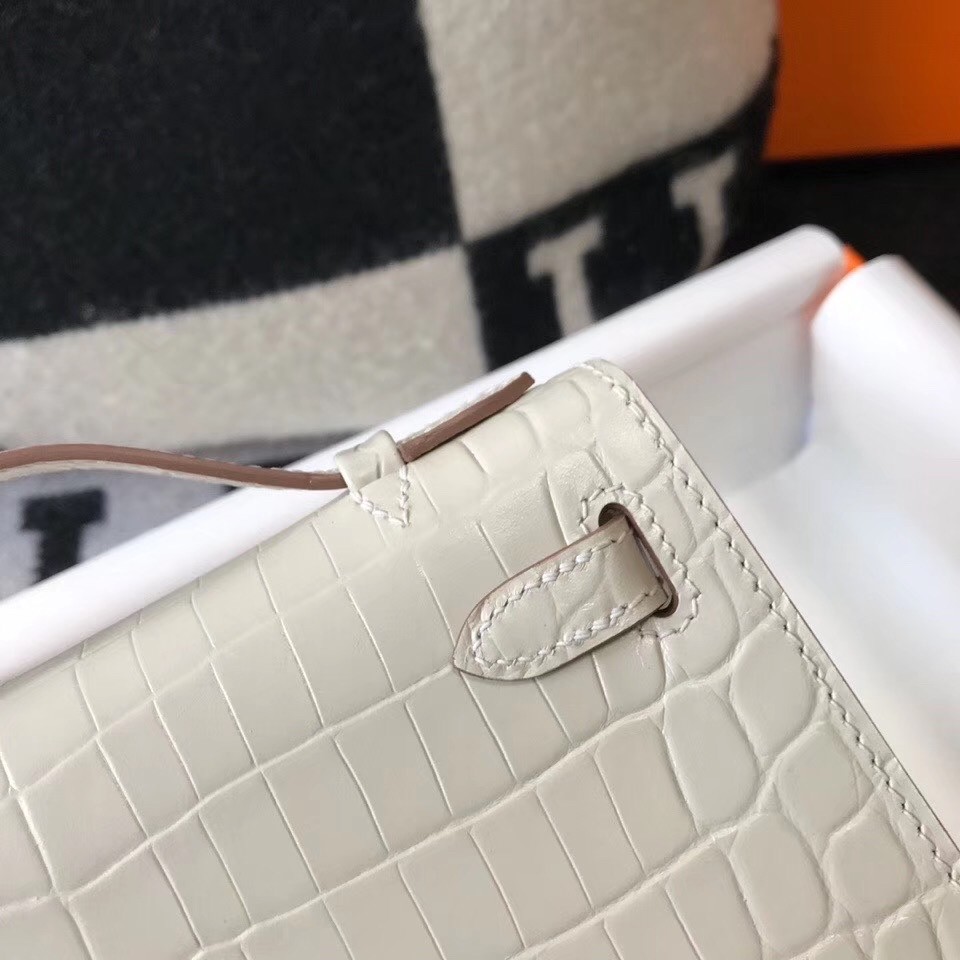 Hermes Kelly Pochette Bag In White Embossed Crocodile Leather