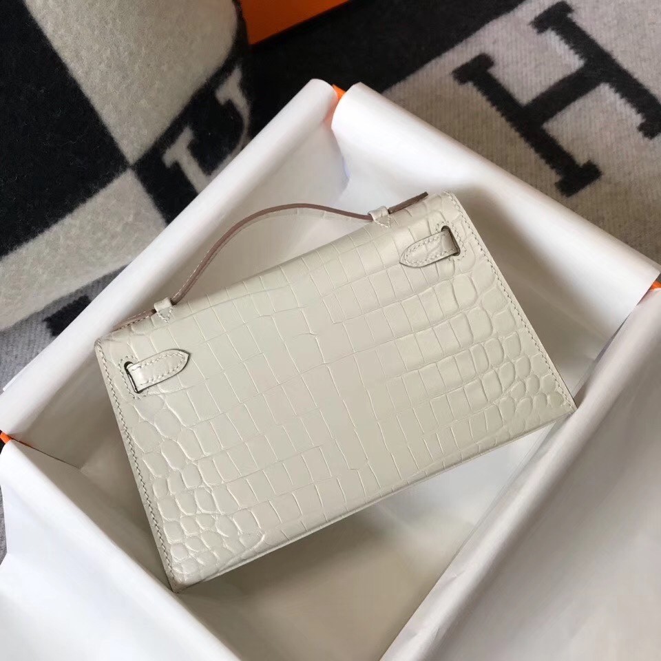 Hermes Kelly Pochette Bag In White Embossed Crocodile Leather