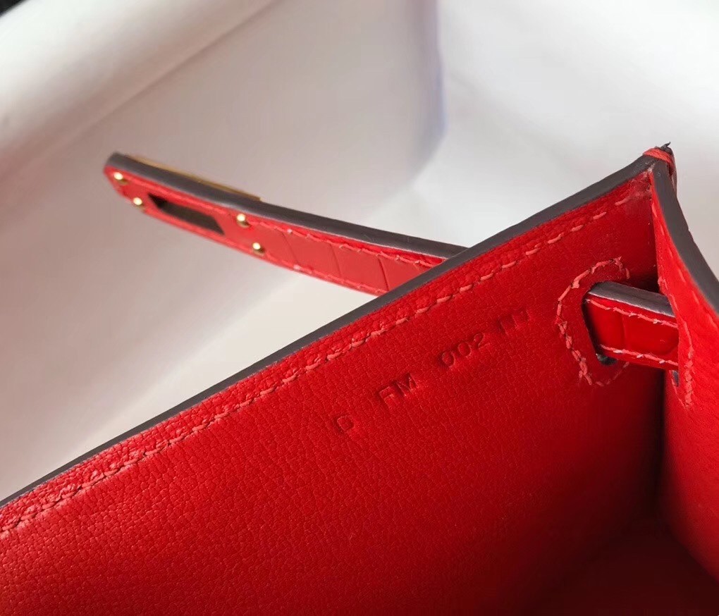 Hermes Kelly Pochette Bag In Red Embossed Crocodile Leather