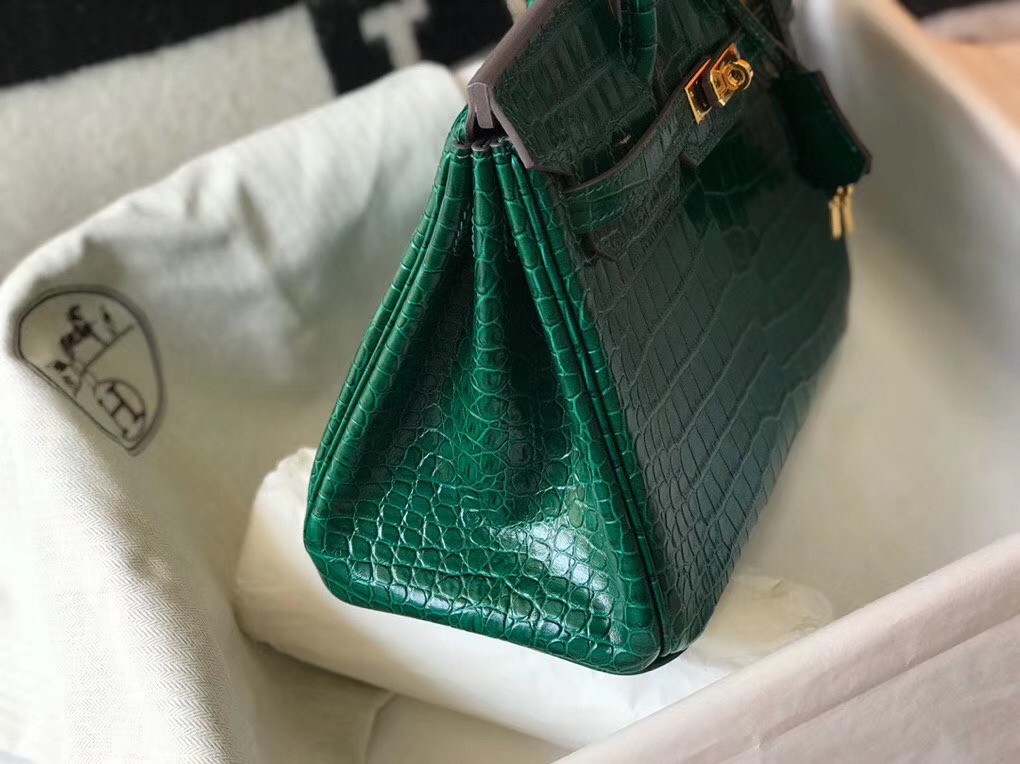 Hermes Birkin 25cm Bag In Green Embossed Crocodile Leather