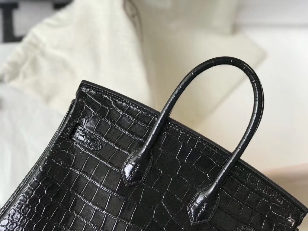 Hermes Birkin 25cm Bag In Black Embossed Crocodile Leather