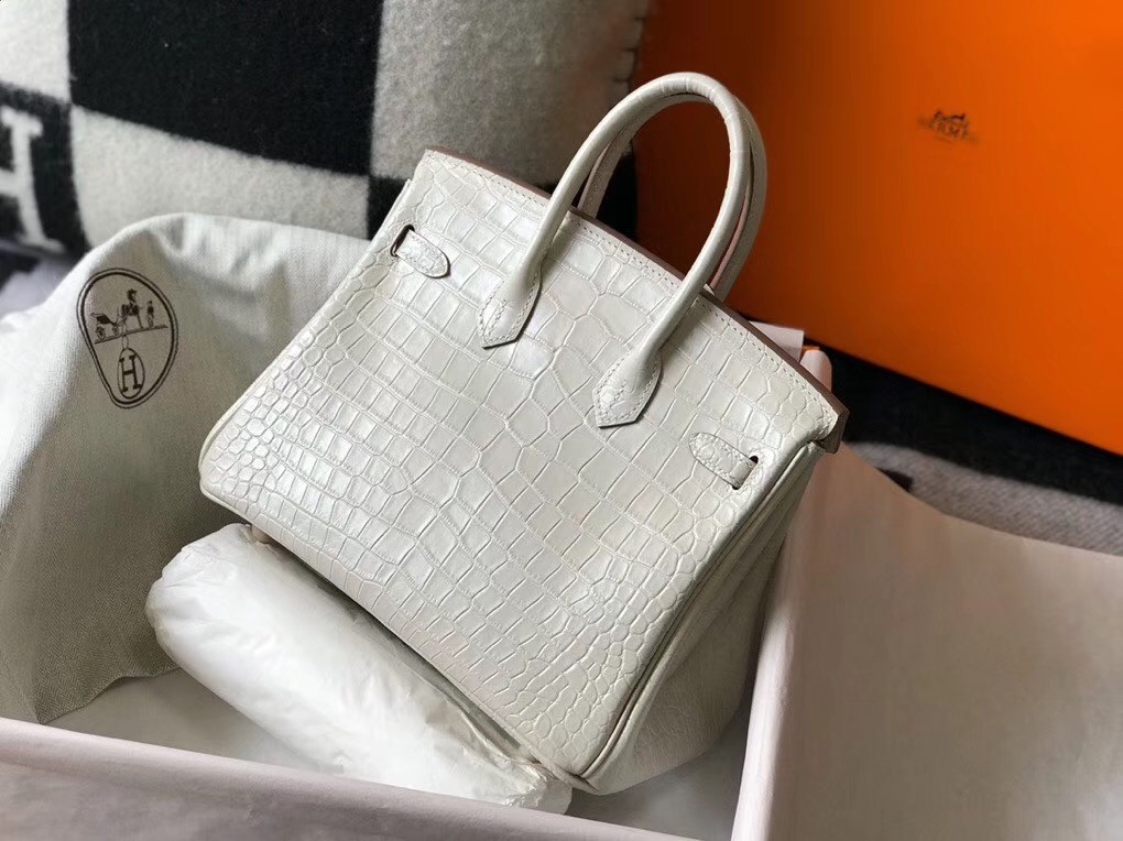 Hermes Birkin 25cm Bag In White Embossed Crocodile Leather