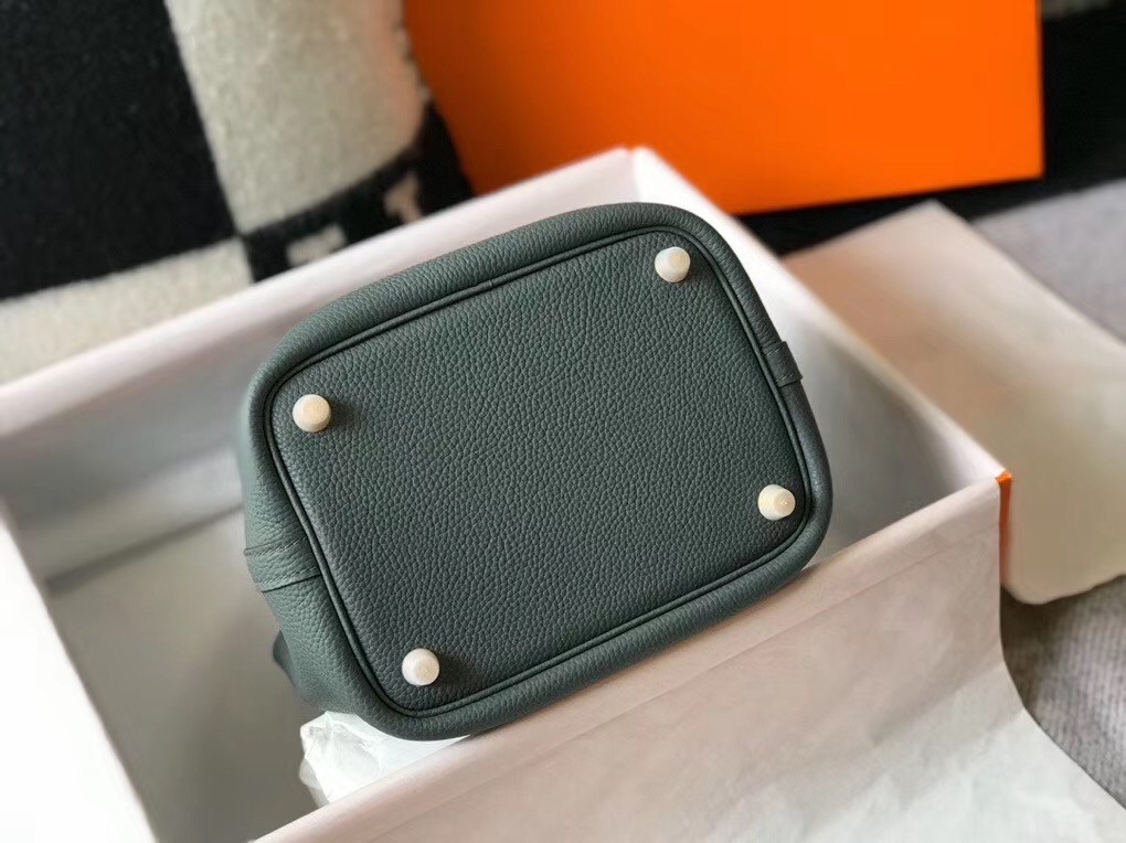 Hermes Vert Amande Picotin Lock PM 18cm Handmade Bag