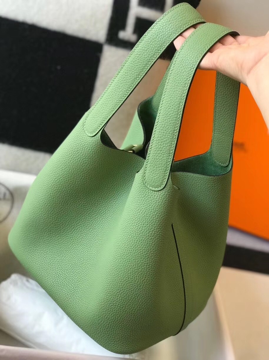 Hermes Vert Criquet Picotin Lock MM 22cm Handmade Bag