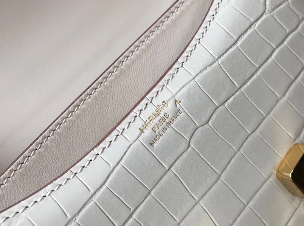 Hermes Constance 18cm Bag In White Embossed Crocodile