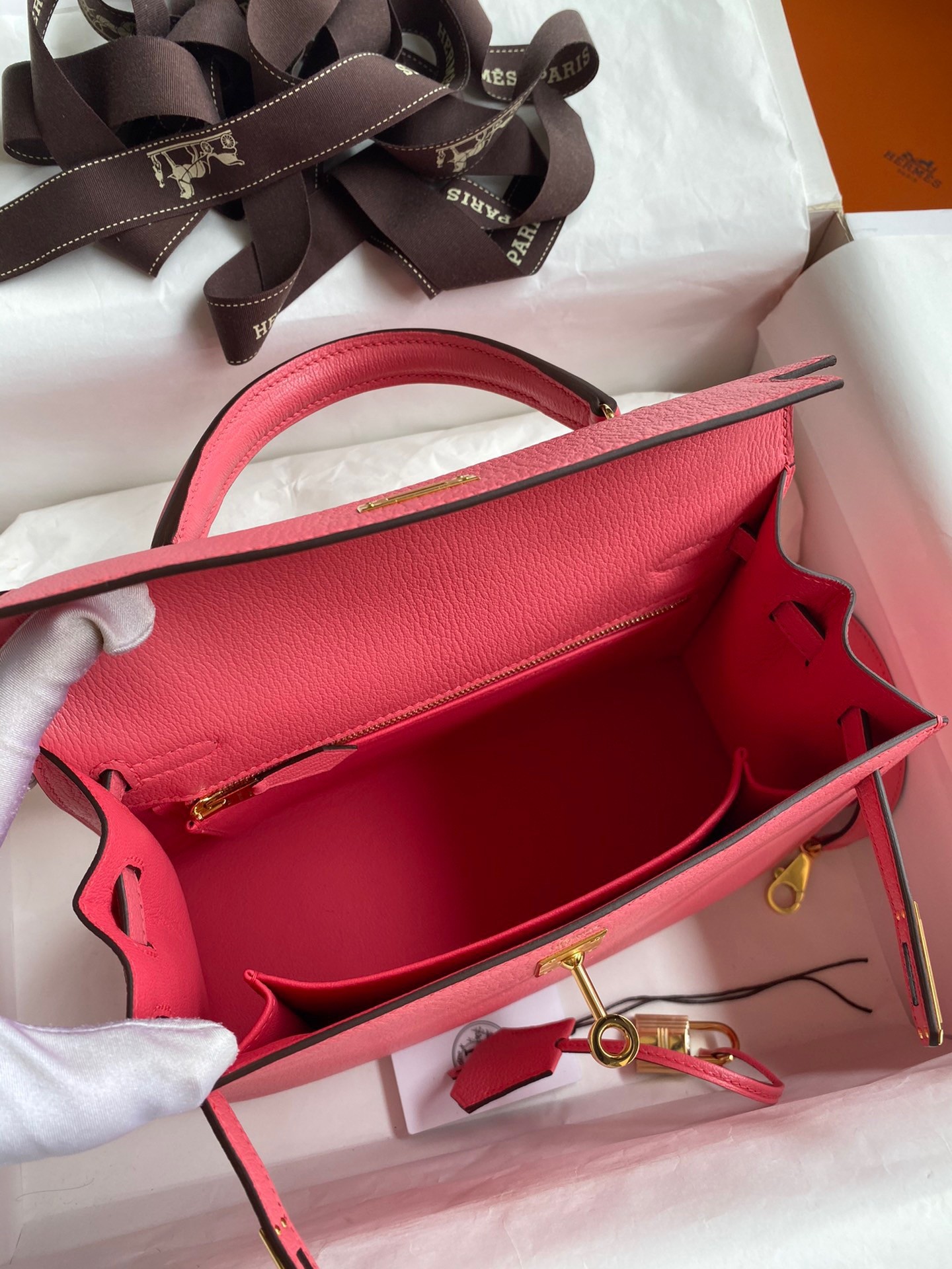 Hermes Kelly Sellier 25 Handmade Bag In Rose Lipstick Mysore Goatskin