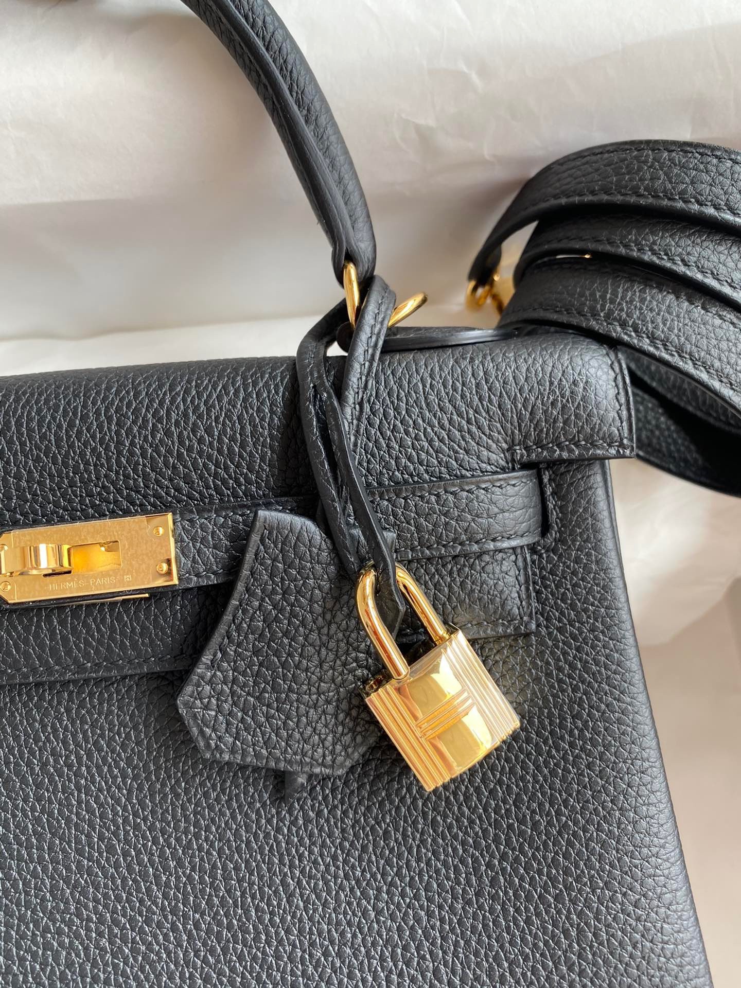 Hermes Kelly Retourne 25 Handmade Bag In Black Clemence Leather