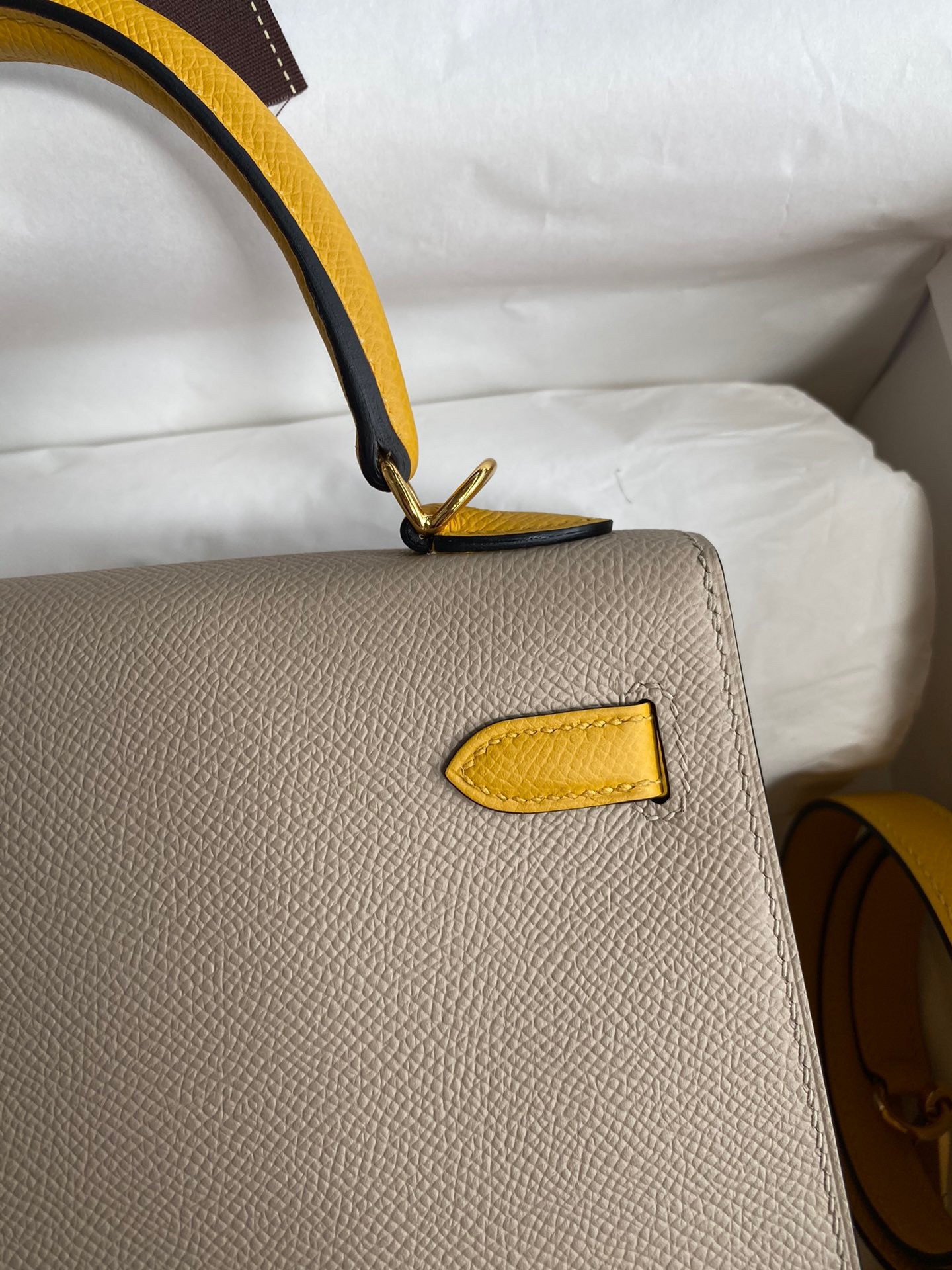 Hermes Kelly Sellier 25 Bicolor Bag in Trench and Yellow Epsom Calfskin