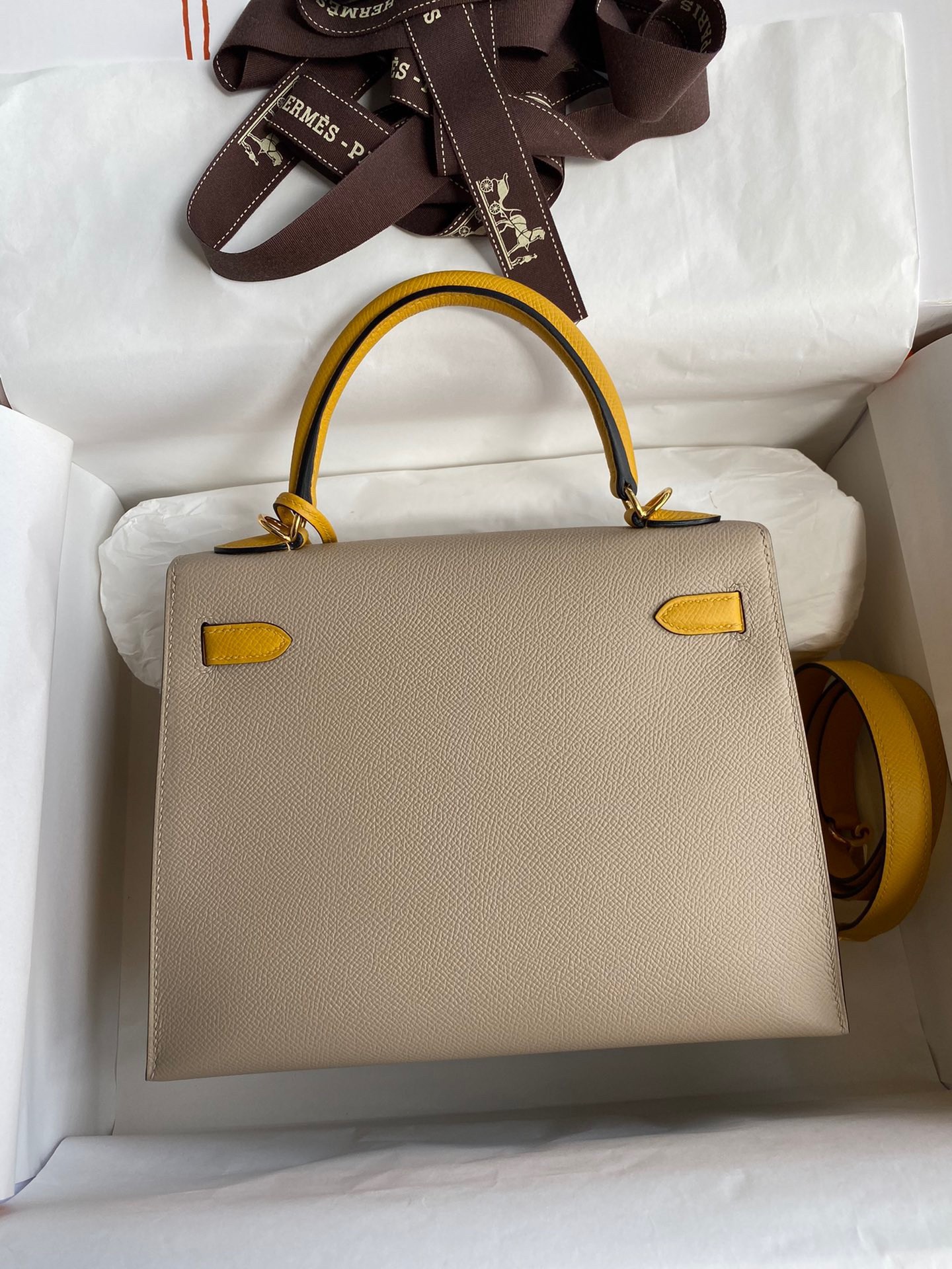 Hermes Kelly Sellier 25 Bicolor Bag in Trench and Yellow Epsom Calfskin