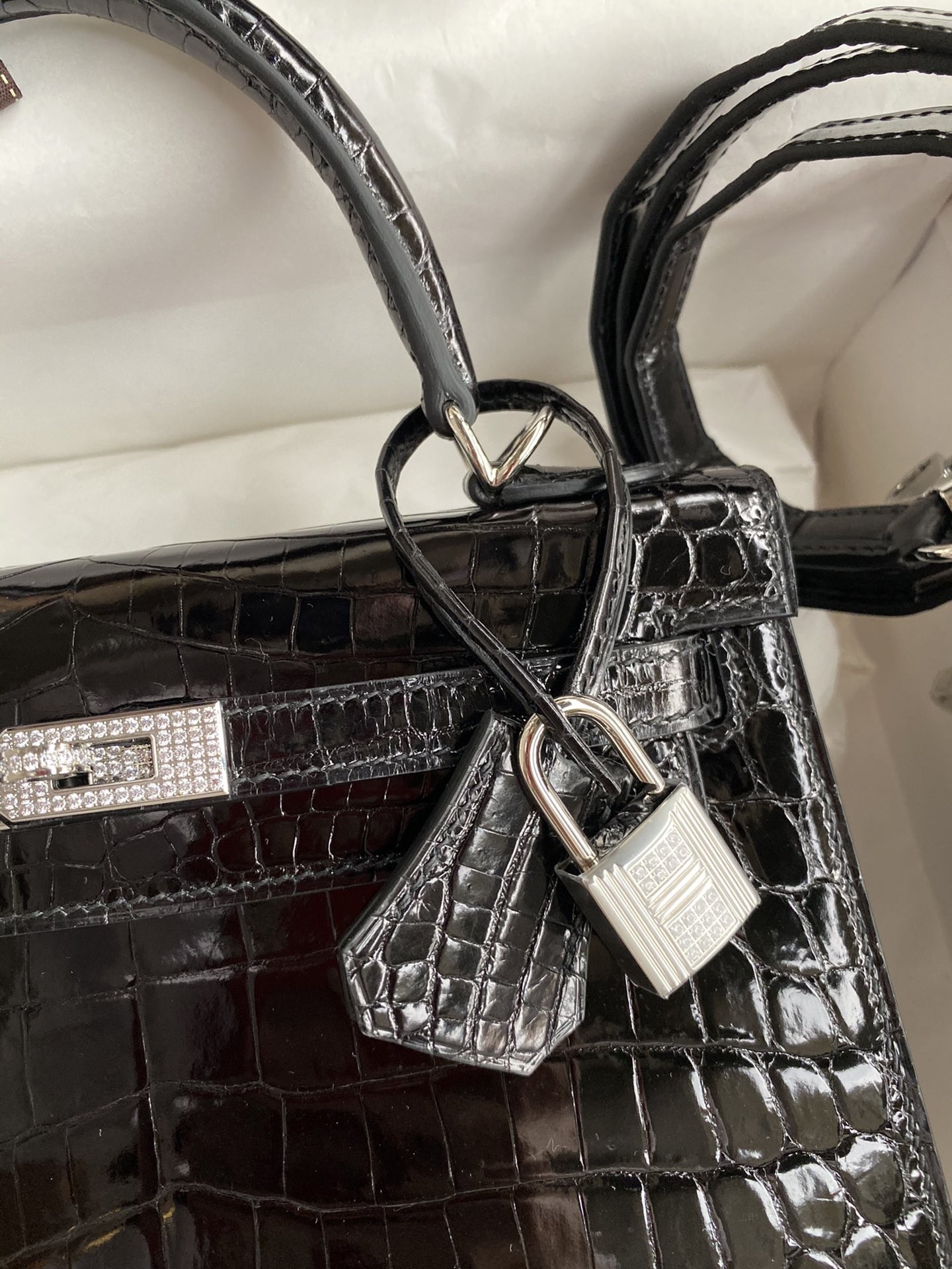 Hermes Kelly Sellier 25 Diamond Bag In Black Crocodile Niloticus Shiny Skin