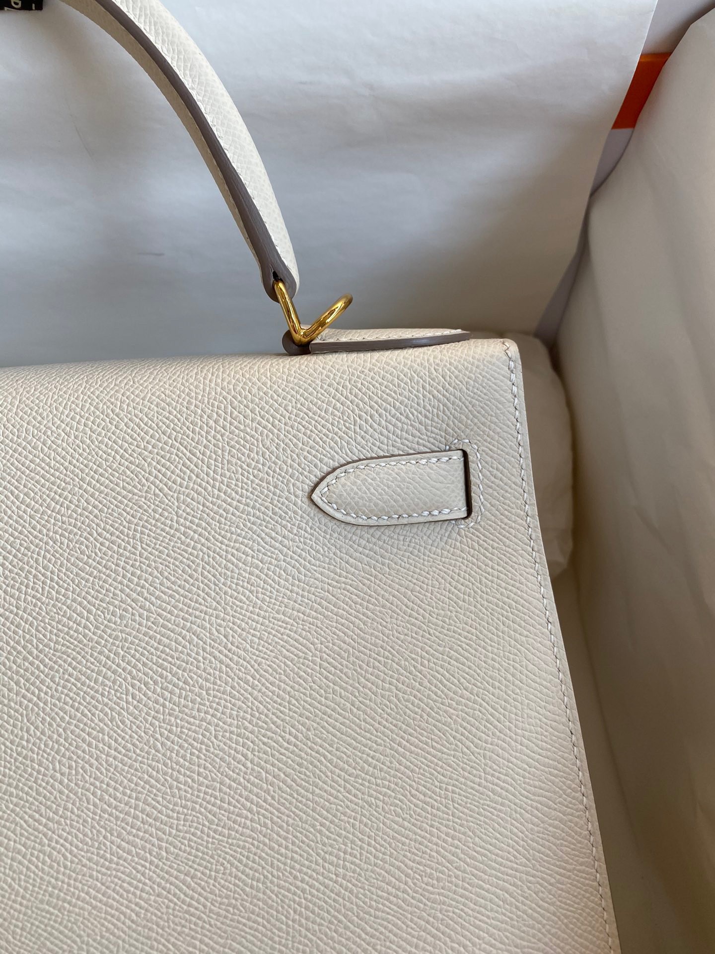 Hermes Kelly Sellier 28 Handmade Bag In Craie Epsom Calfskin