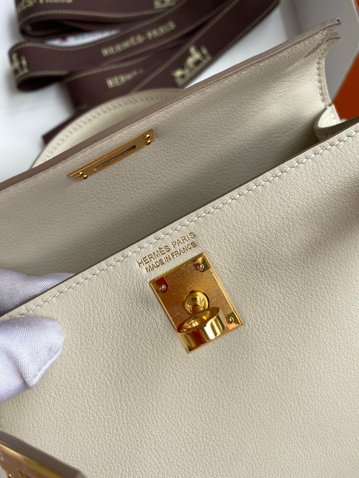 Hermes Kelly Mini II Sellier Handmade Bag In Craie Swift Calfskin