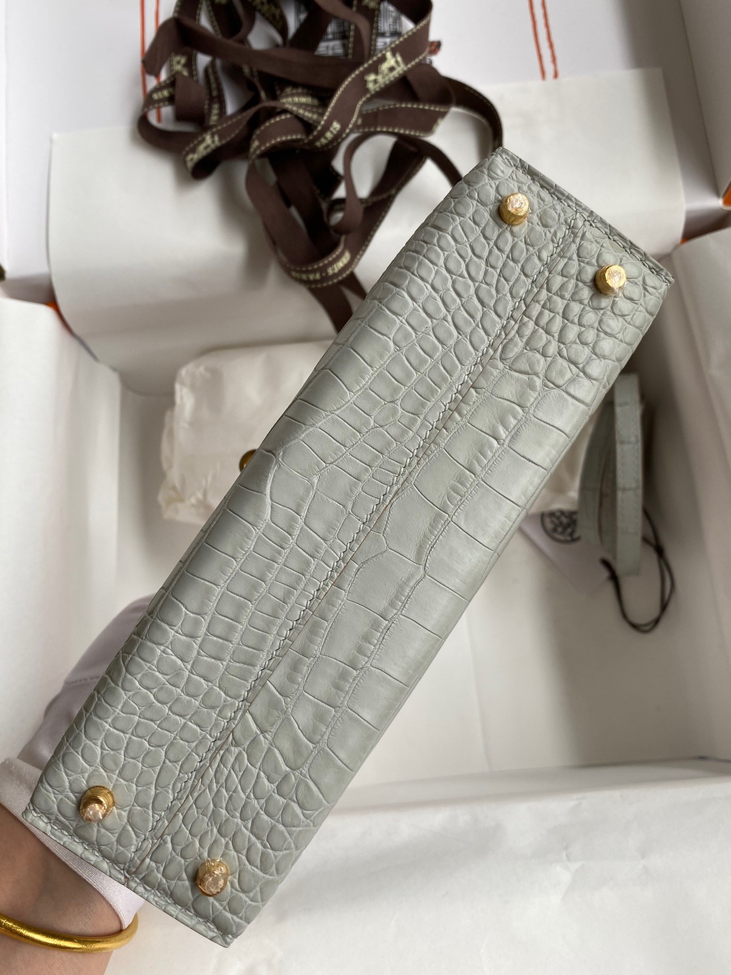 Hermes Kelly Mini II Sellier Handmade Bag In Pearl Grey Matte Alligator Leather