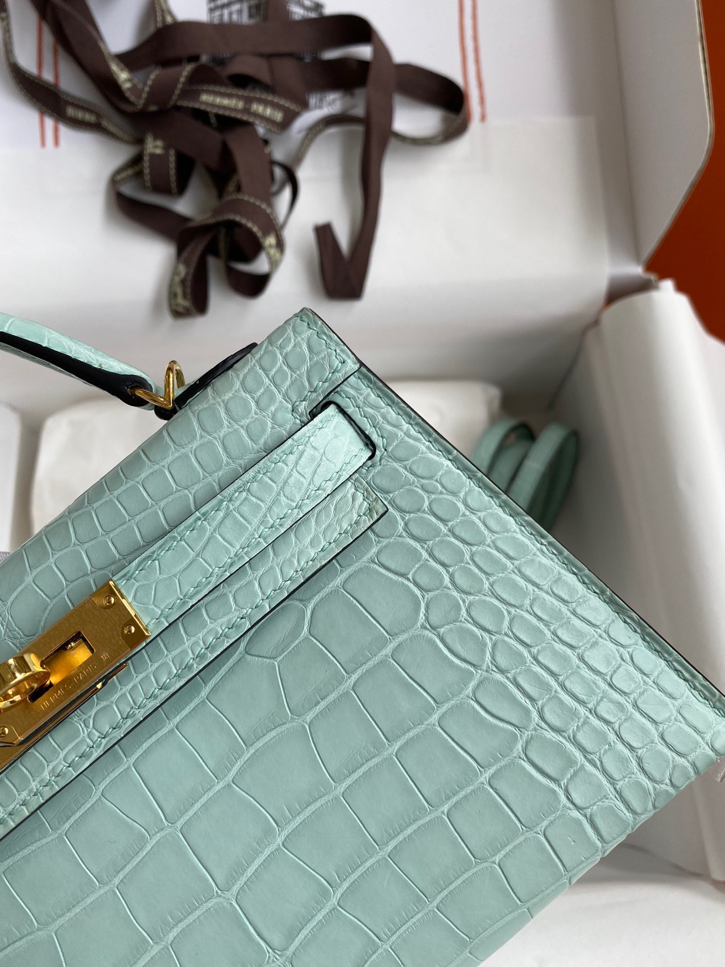 Hermes Kelly Mini II Sellier Handmade Bag In Vert D'eau Matte Alligator Leather