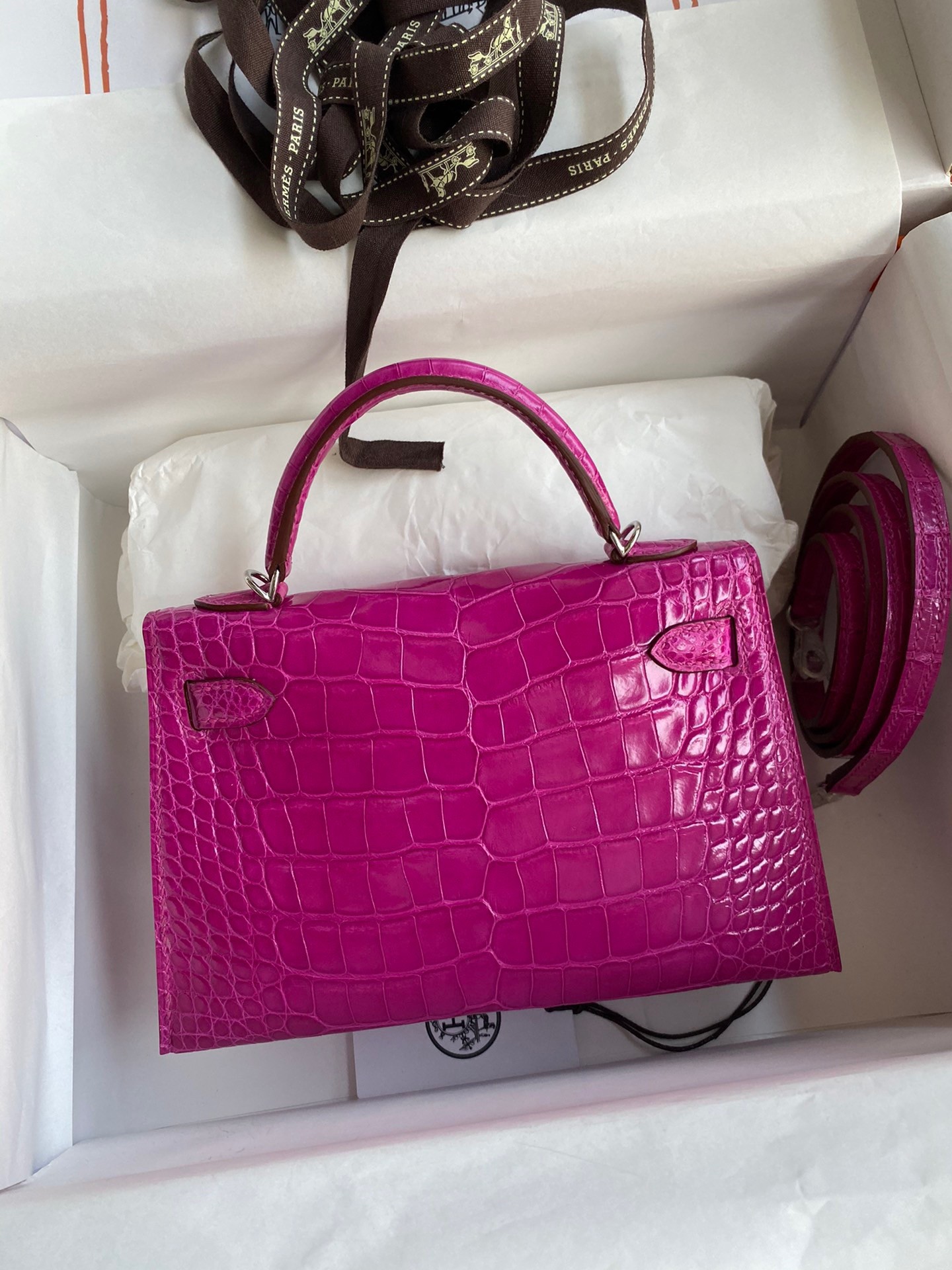 Hermes Kelly Mini II Sellier Handmade Bag In Rose Scheherazade Shiny Alligator Leather