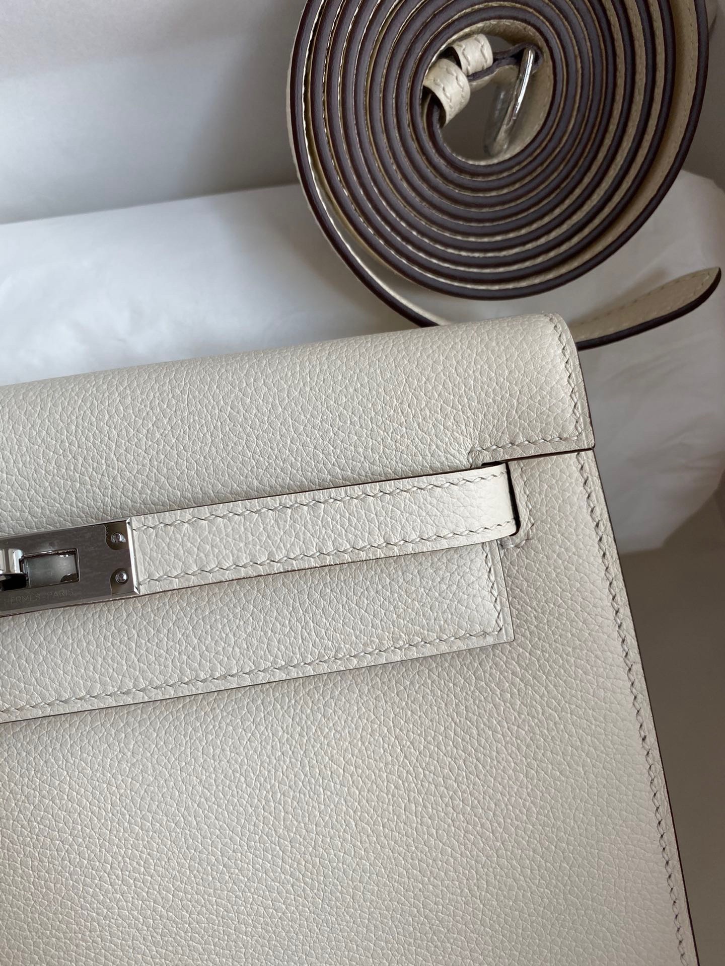 Hermes Kelly Danse II Bag In Nata Evercolor Calfskin