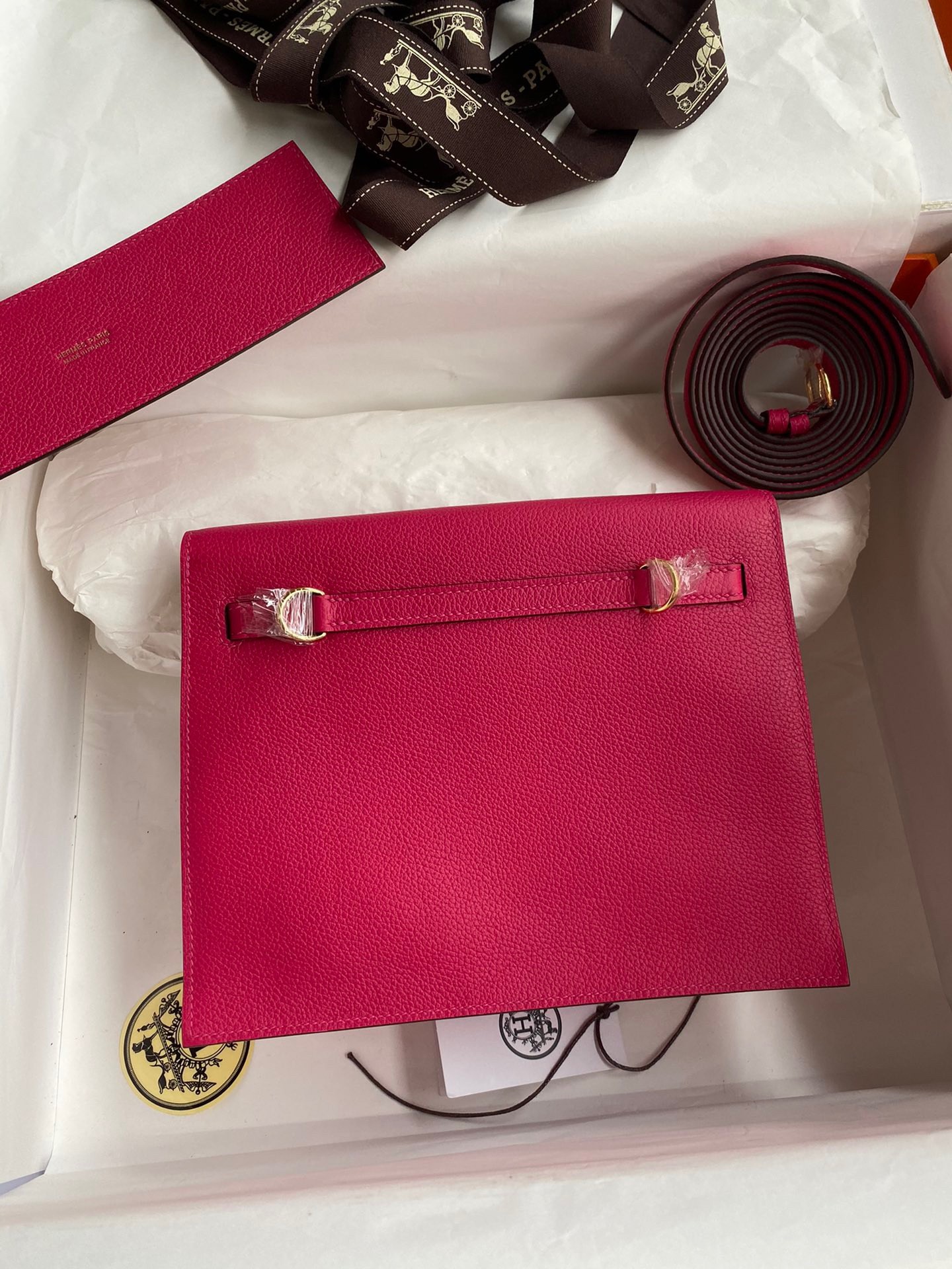 Hermes Kelly Danse II Bag In Rose Mexico Evercolor Calfskin