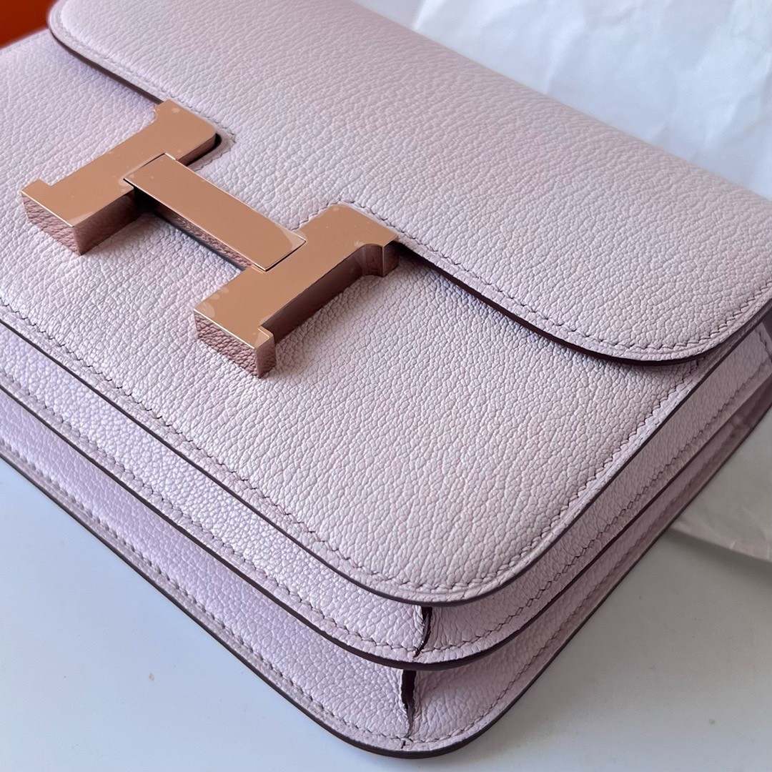 Hermes Constance 18 Handmade Bag In Mauve Pale Chevre Mysore Leather