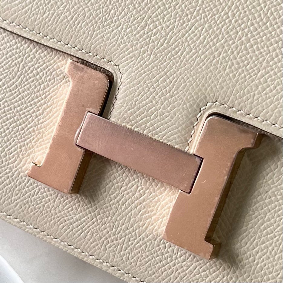 Hermes Constance 1-18 Mirror Bag In Craie Epsom Calfskin