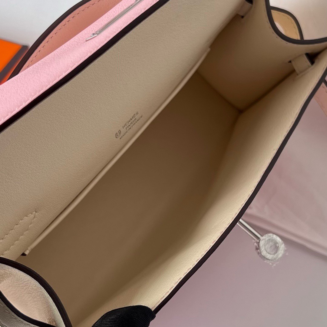 Hermes HSS Kelly Pochette Bicolor Bag in Pink and Craie Swift Calfskin