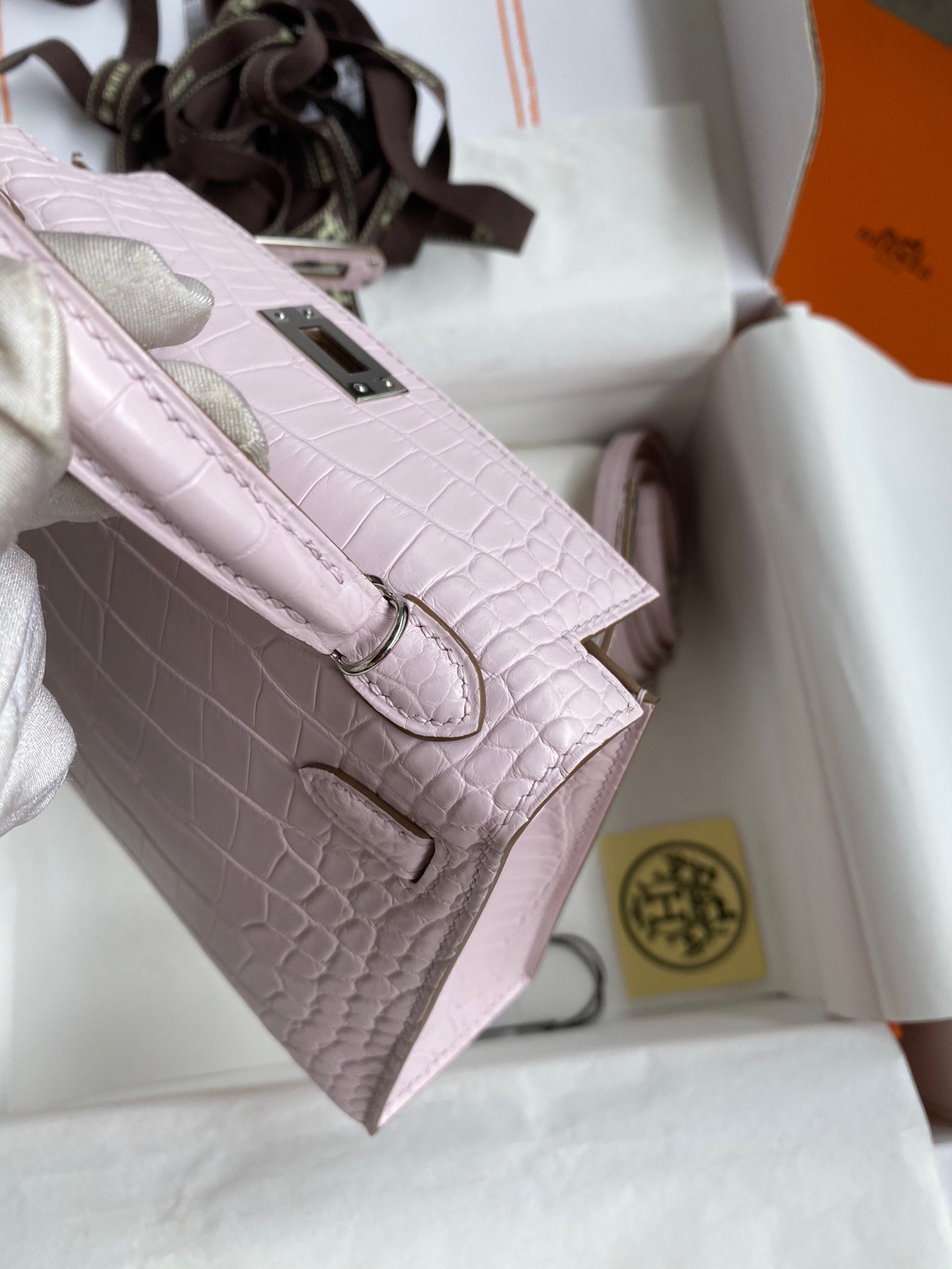 Hermes Kelly Mini II Sellier Handmade Bag In Mauve Pale Matte Alligator Leathe