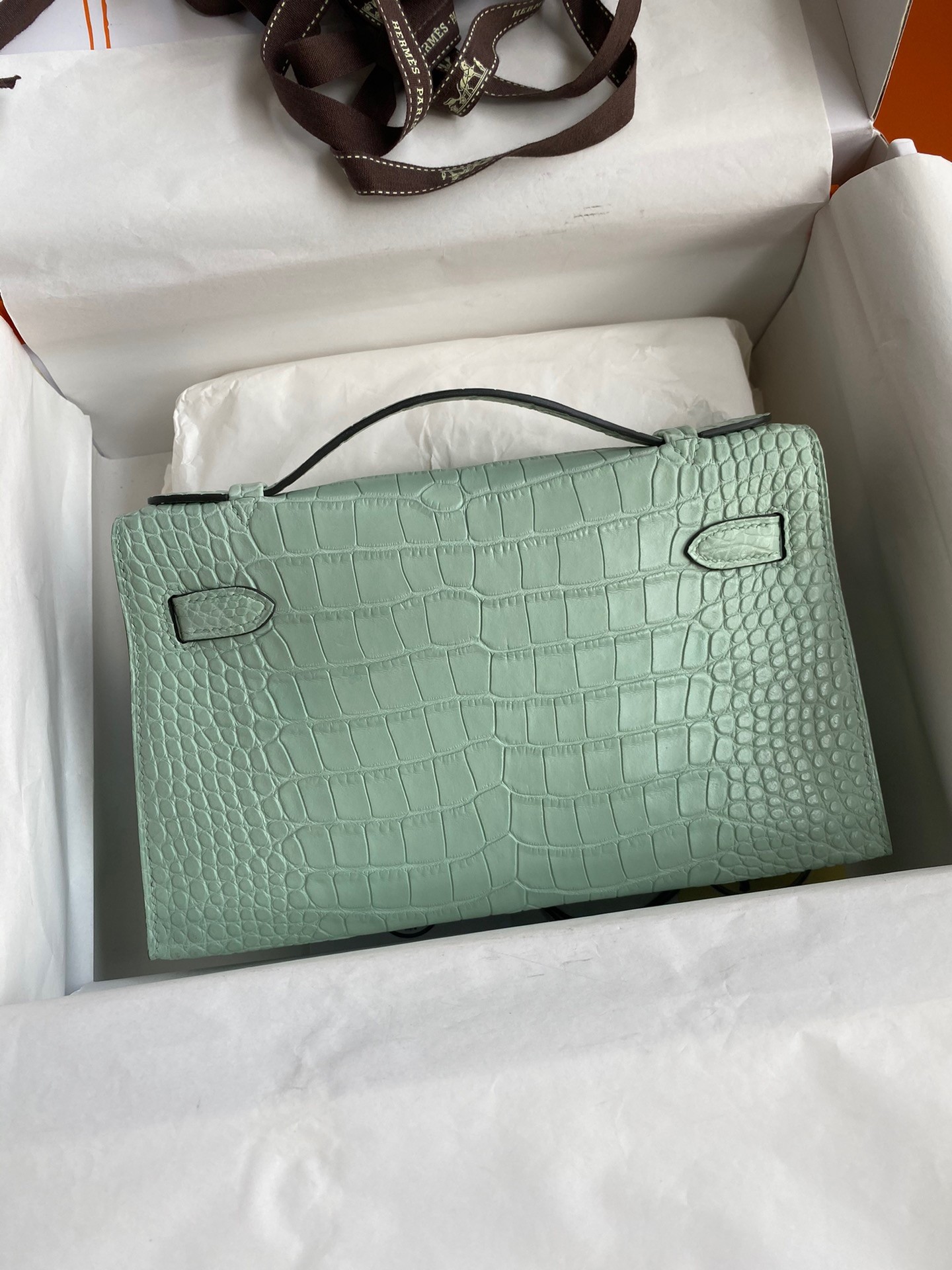 Hermes Kelly Pochette Handmade Bag In Vert D'eau Matte Alligator Leather