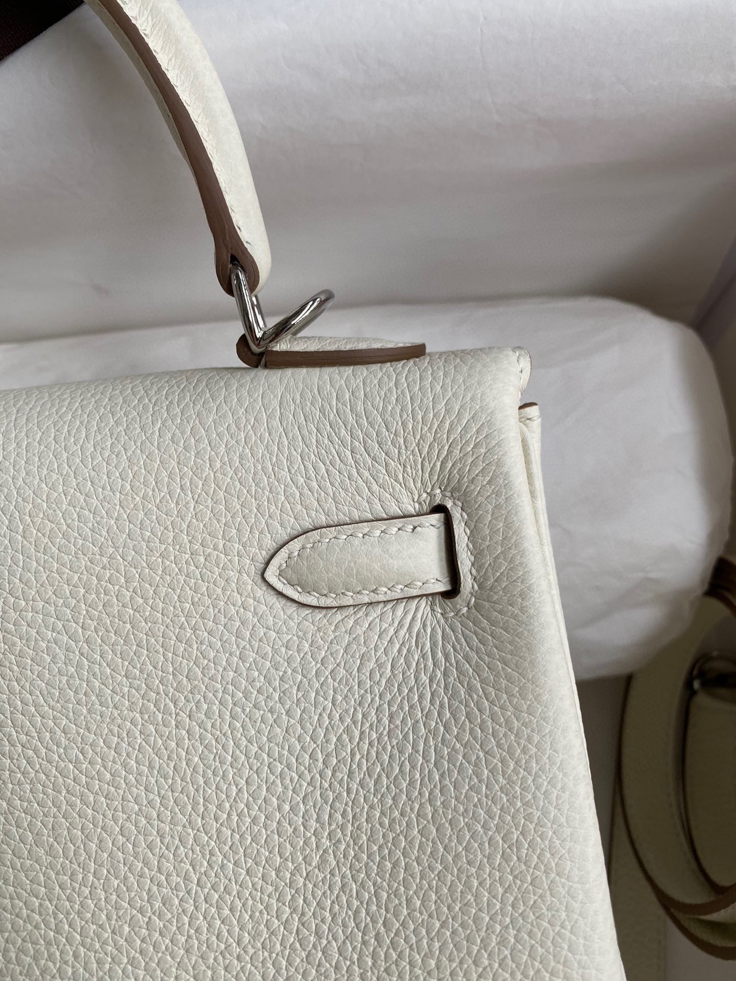 Hermes Kelly Retourne 25 Handmade Bag In Mushroom Clemence Leather