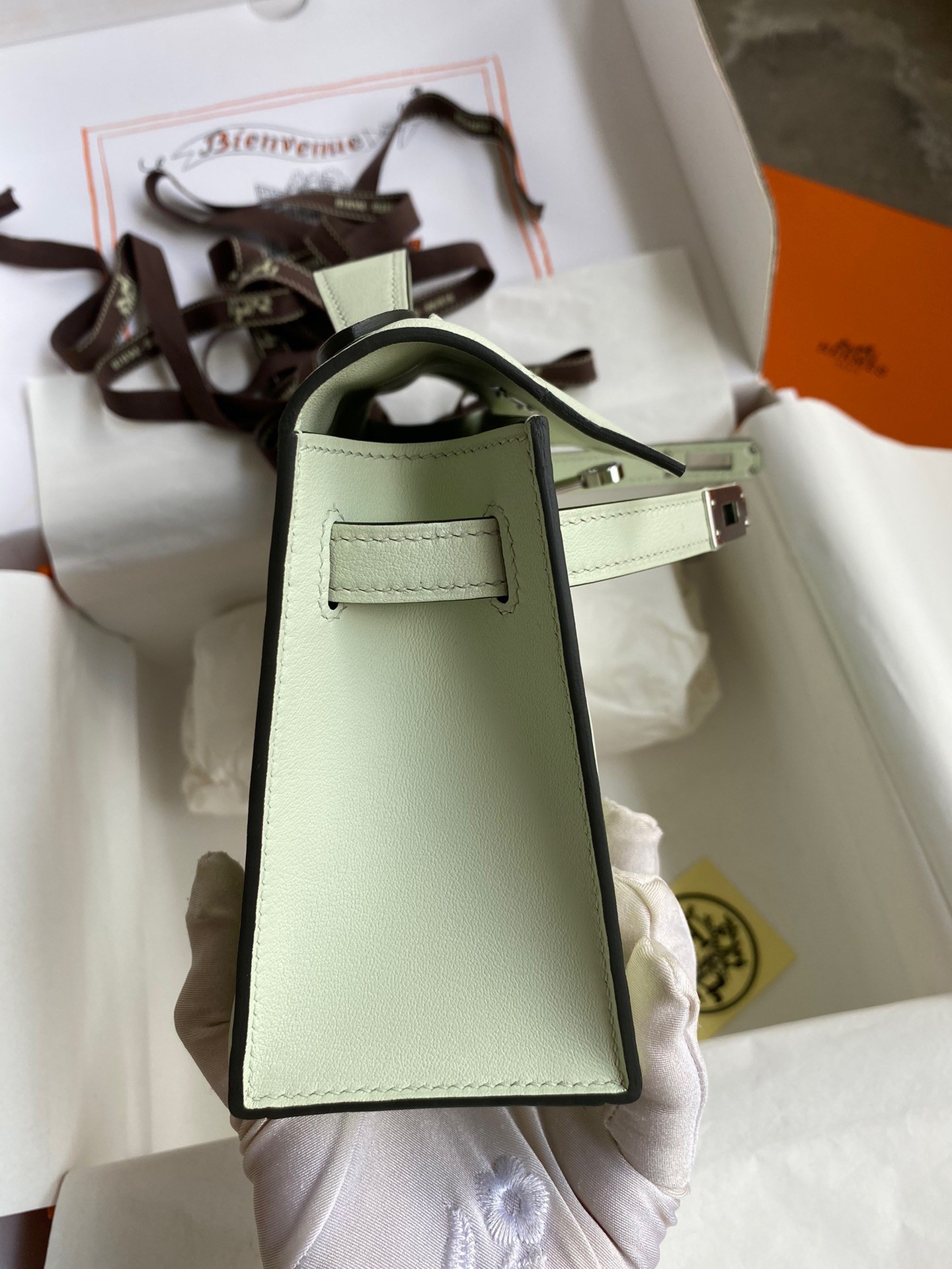 Hermes Kelly Pochette Handmade Bag In Vert Fizz Swift Calfskin