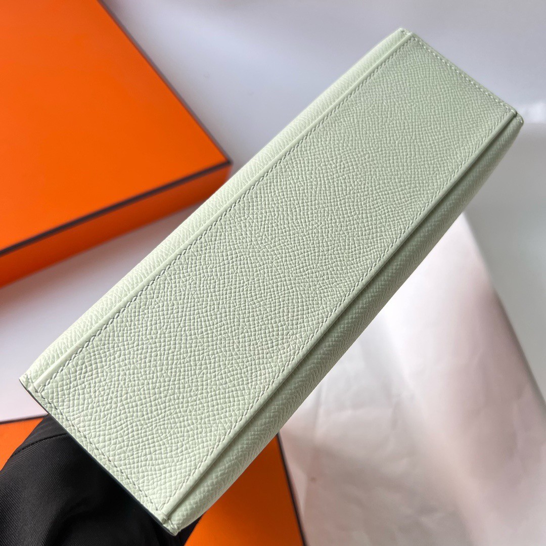 Hermes Kelly Pochette Handmade Bag In Vert Fizz Epsom Calfskin