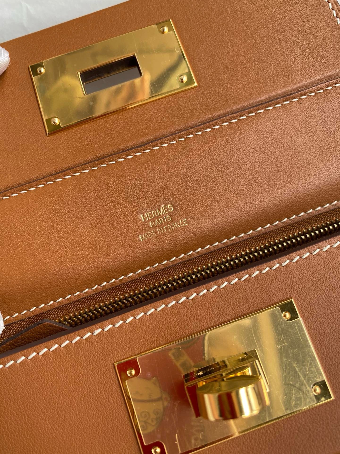 Hermes 24/24 Mini 21 Handmade Bag in Gold Evercolor Leather