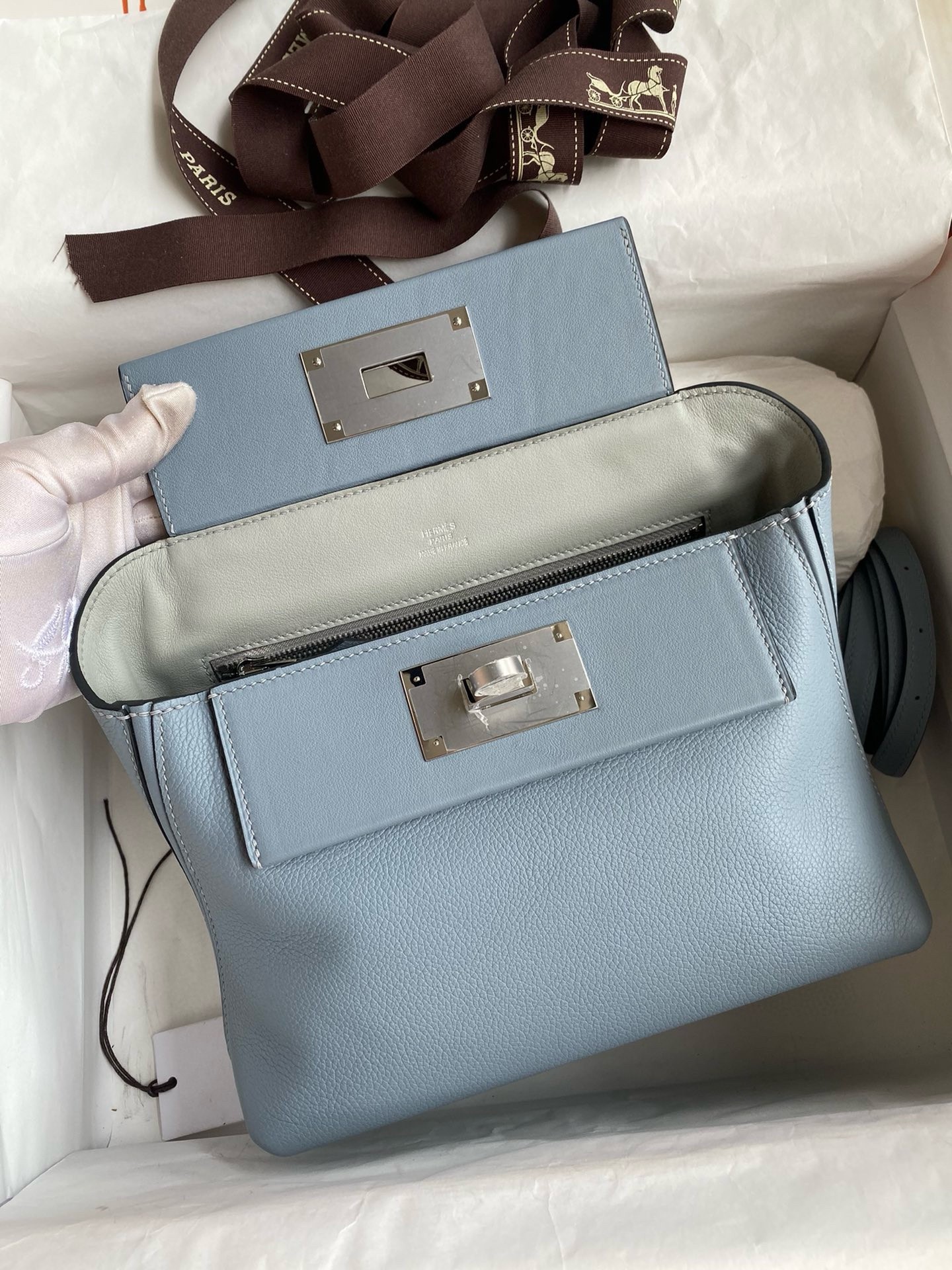 Hermes 24/24 Mini 21 Handmade Bag in Blue Lin Evercolor Leather