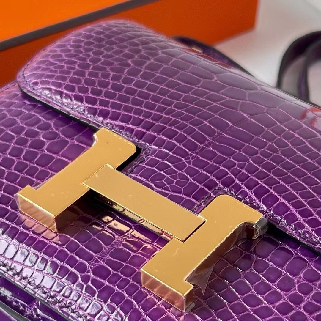 Hermes Constance 18 Handmade Bag In Purple Shiny Alligator Leather