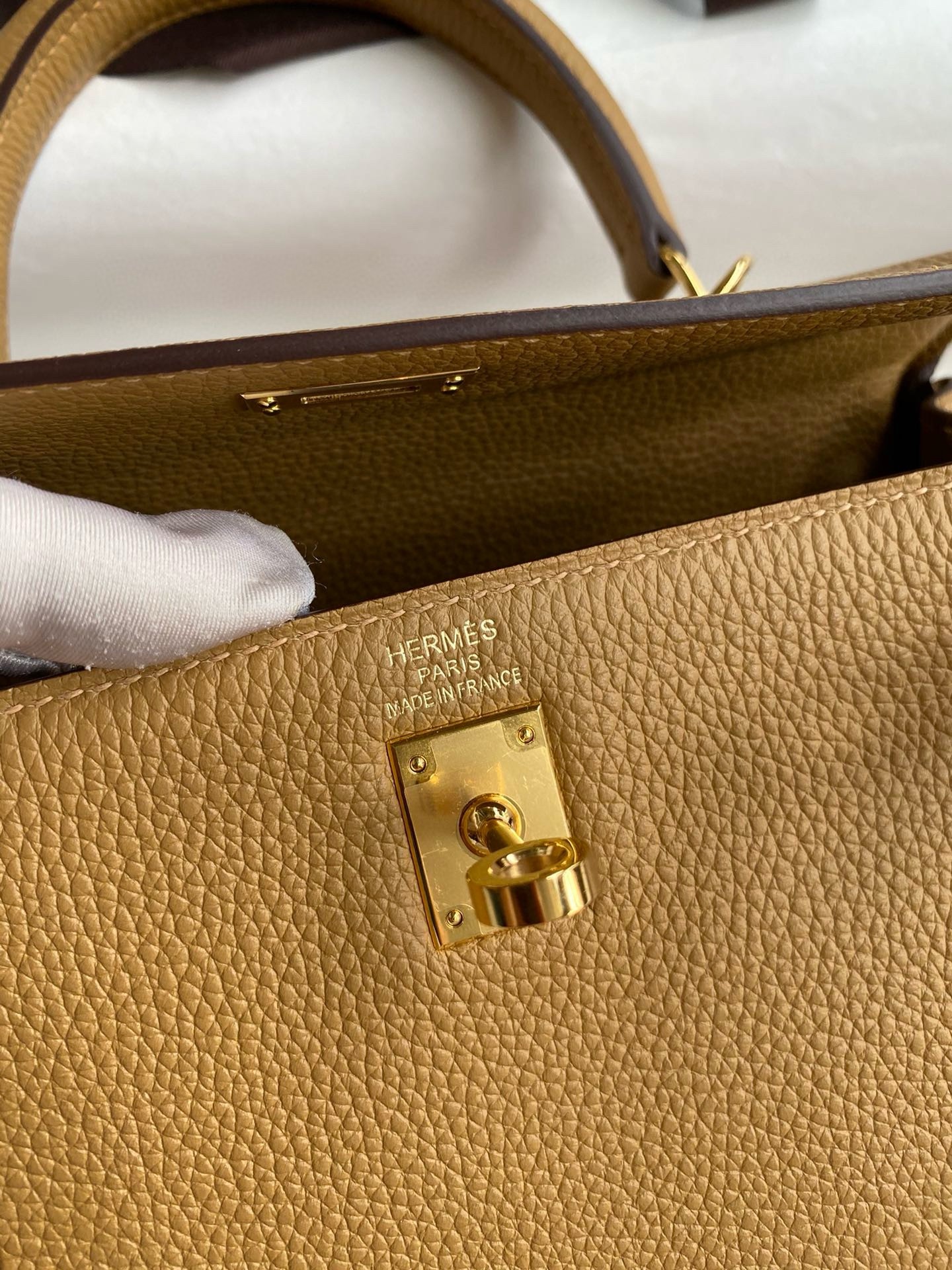 Hermes Kelly Retourne 25 Handmade Bag In Biscuit Clemence Leather