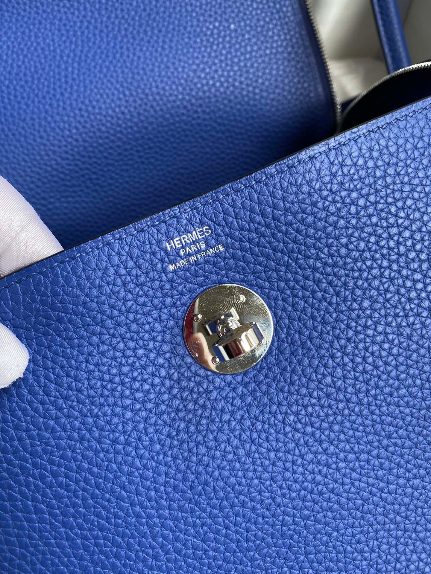 Hermes Lindy 26 Handmade Bag In Blue Electric Clemence Leather