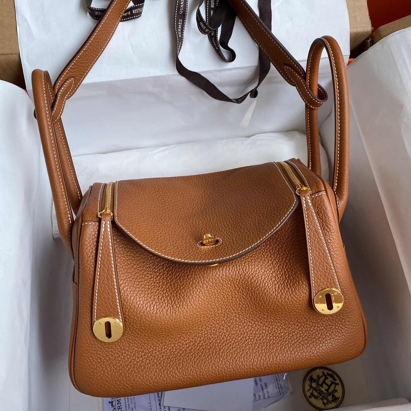 Hermes Lindy 26 Handmade Bag In Gold Clemence Leather