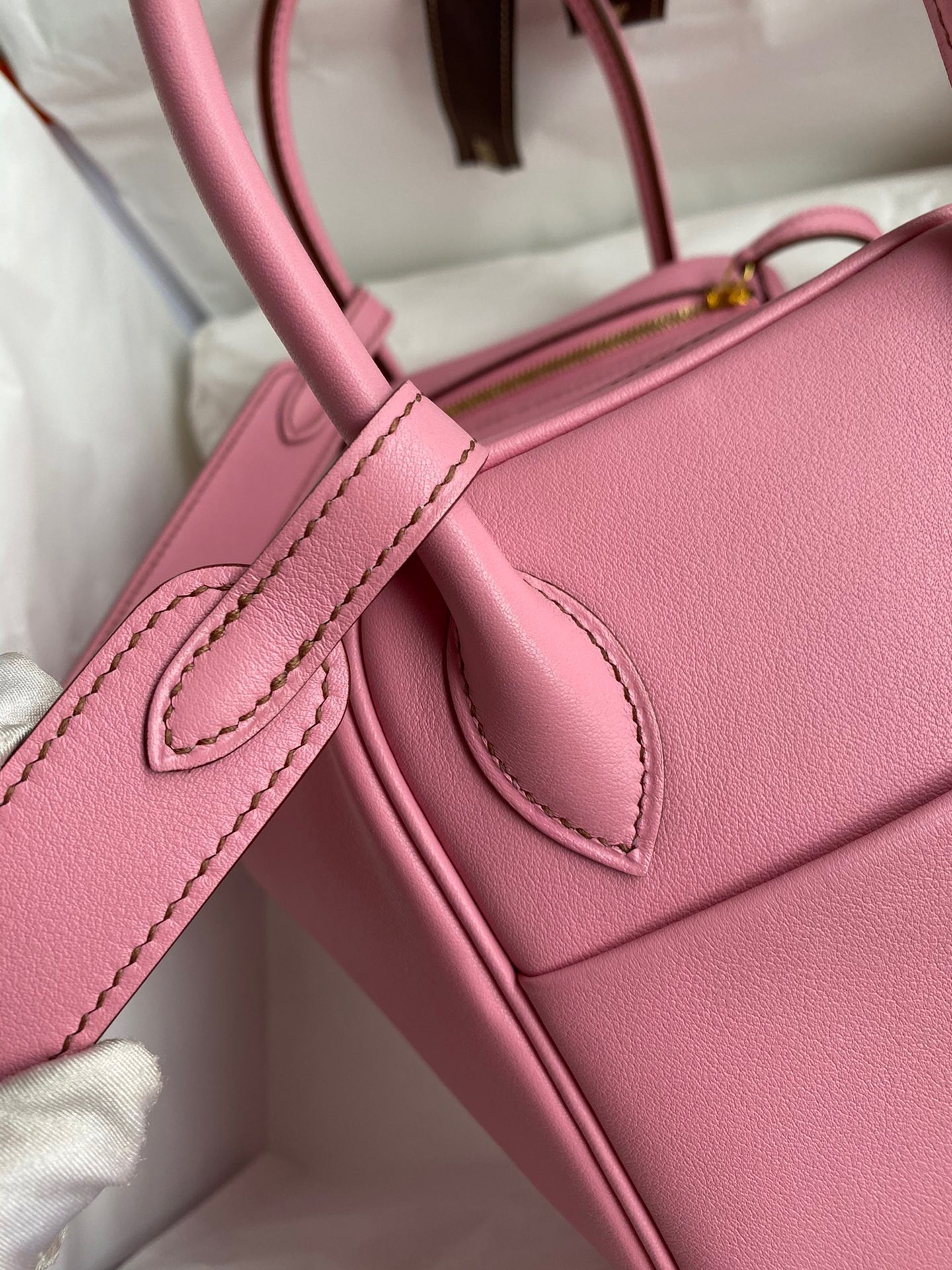 Hermes Lindy 26 Handmade Bag In Rose Confetti Swift Calfskin