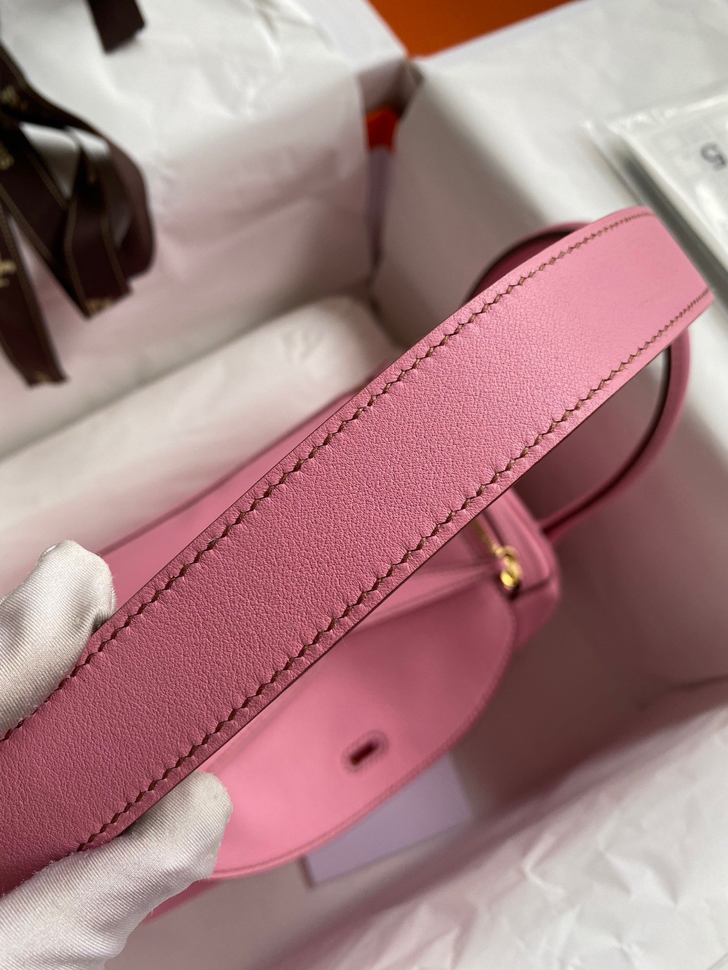 Hermes Lindy 26 Handmade Bag In Rose Confetti Swift Calfskin