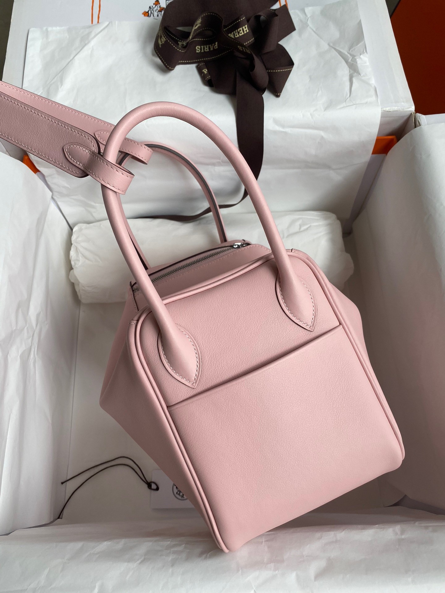 Hermes Lindy 26 Handmade Bag In Rose Sakura Swift Calfskin