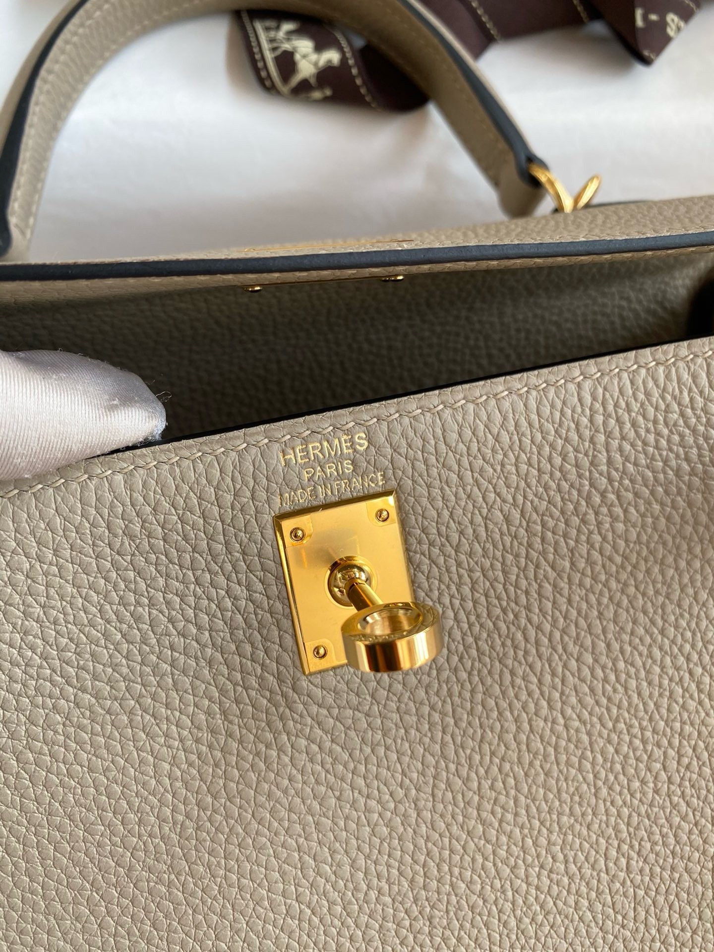 Hermes Kelly Retourne 25 Handmade Bag In Gris Tourterelle Clemence Leather