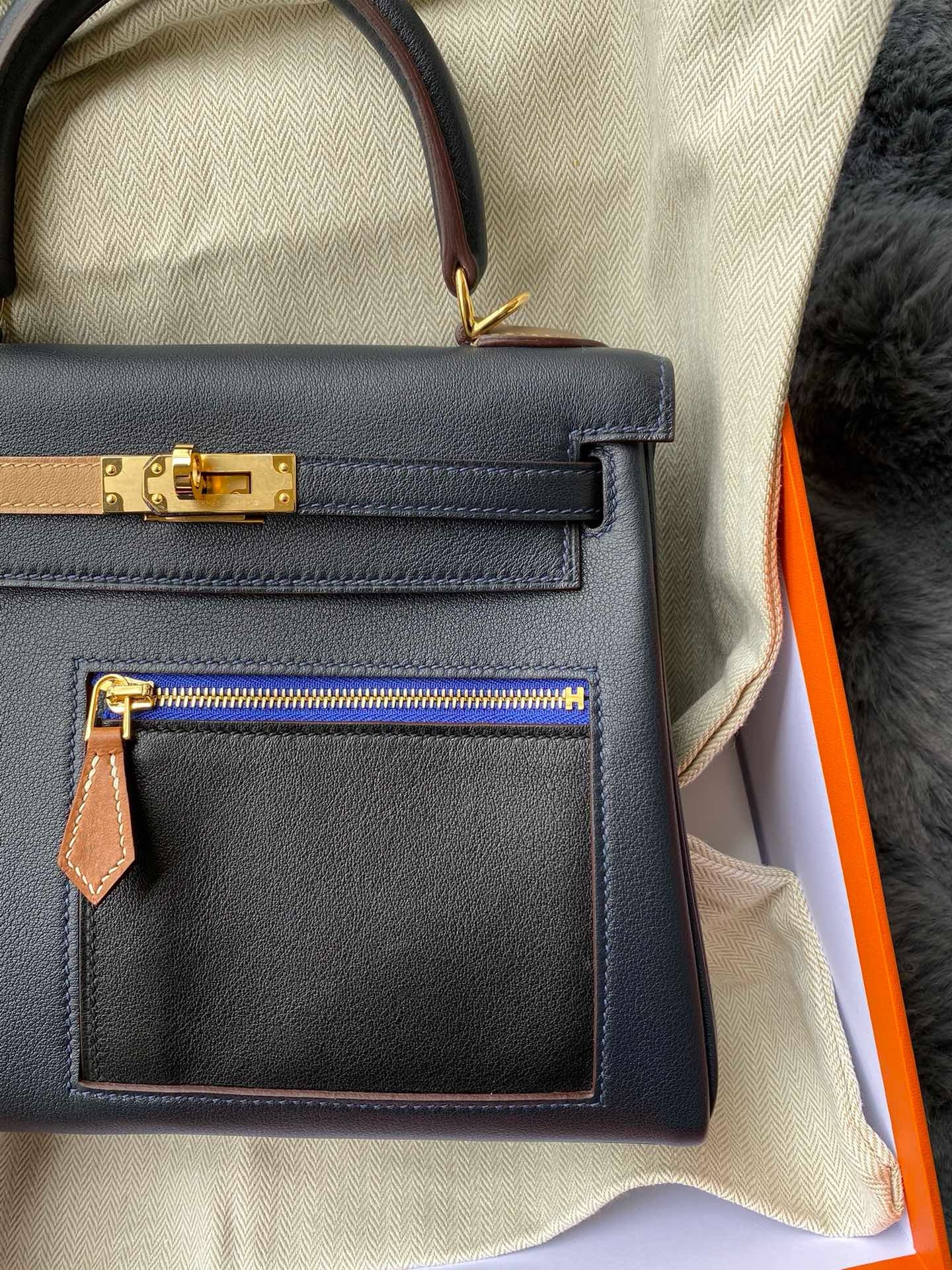 Hermes Kelly Colormatic 25 Handmade Bag in Blue Nuit Swift Leather