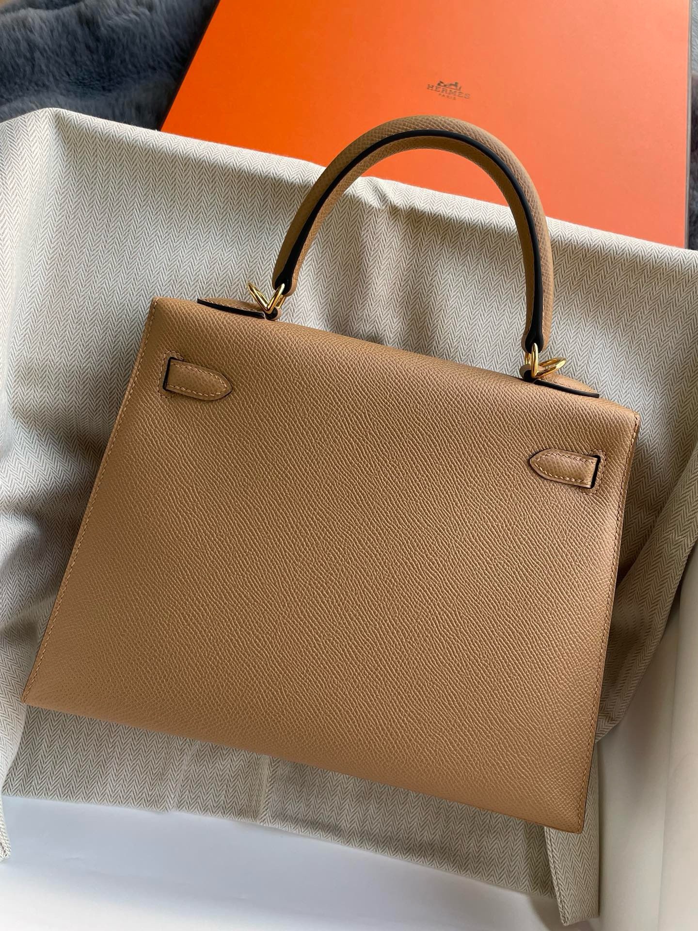 Hermes Kelly Sellier 25 Handmade Bag In Chai Epsom Calfskin