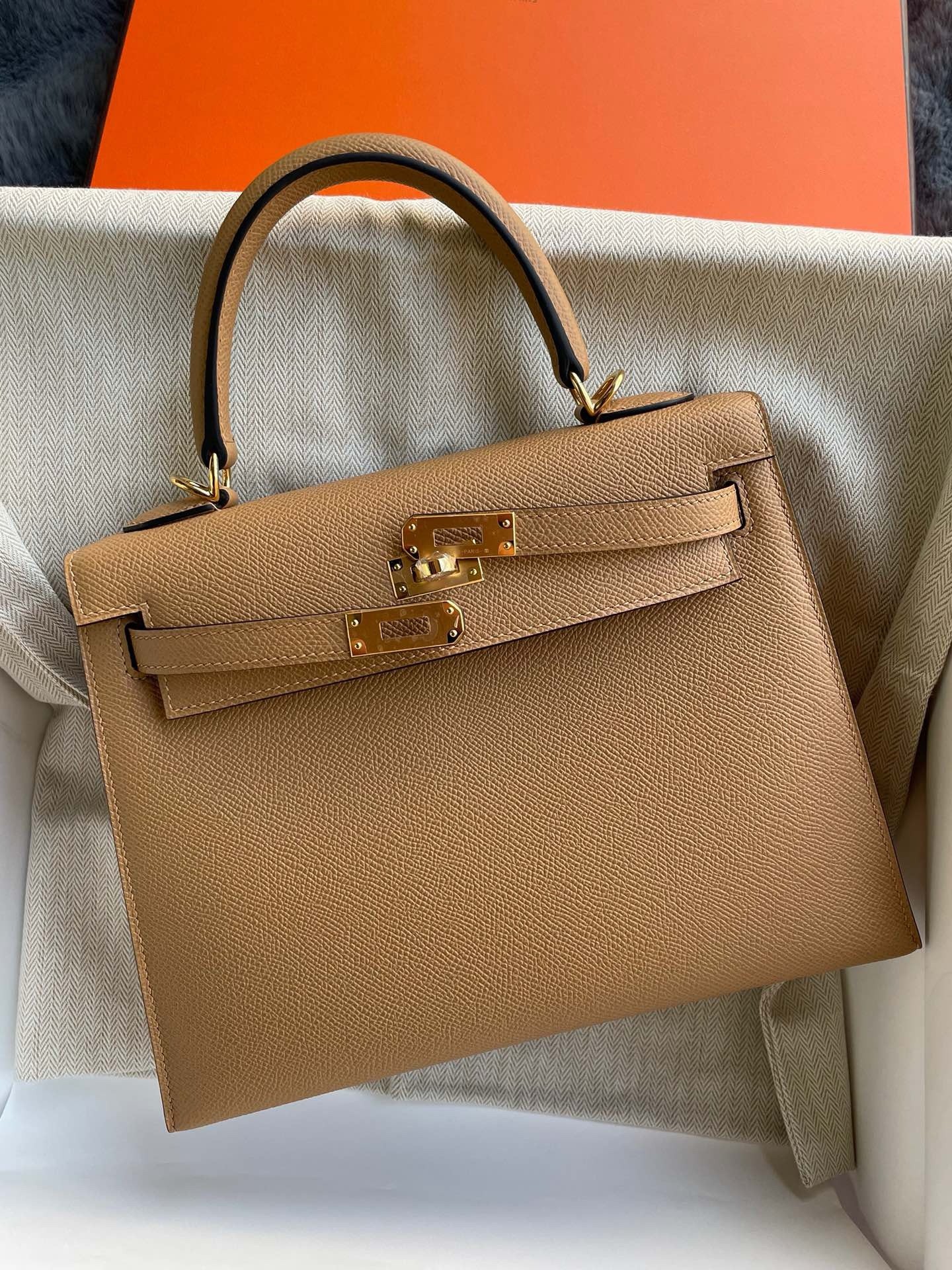 Hermes Kelly Sellier 25 Handmade Bag In Chai Epsom Calfskin