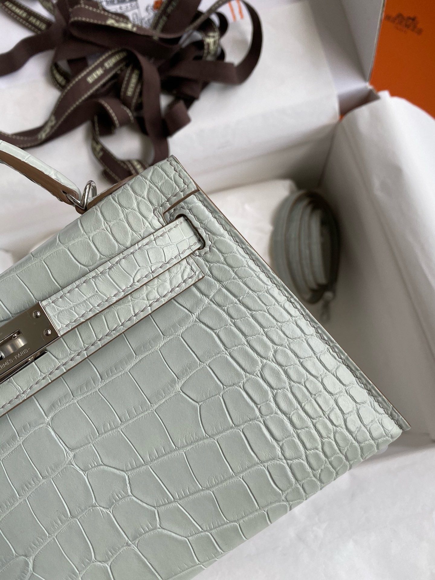 Hermes Kelly Mini II Sellier Handmade Bag In Gris Neve Matte Alligator Leather