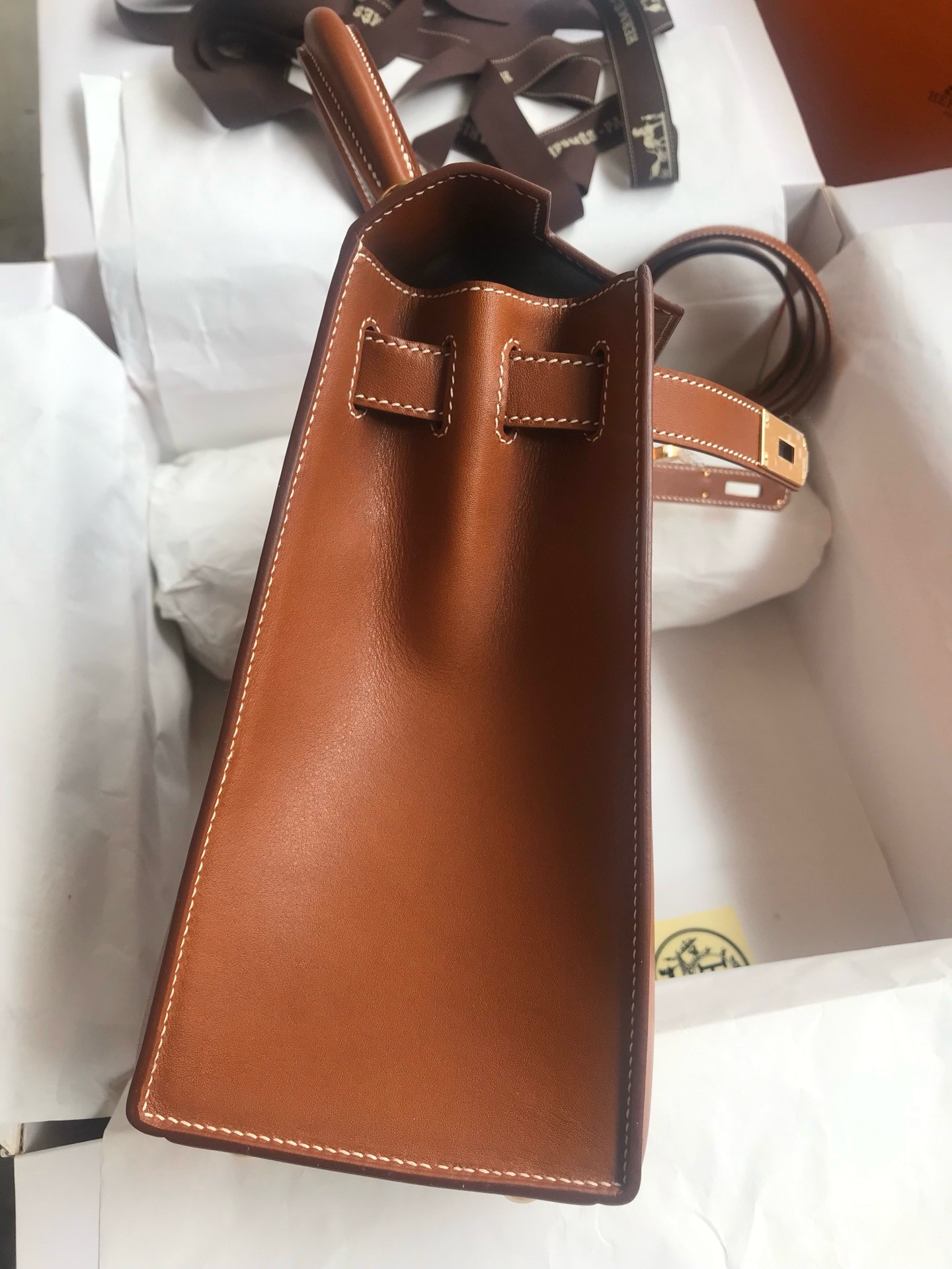 Hermes Kelly Sellier 28 Handmade Bag In Gold Barenia Calfskin